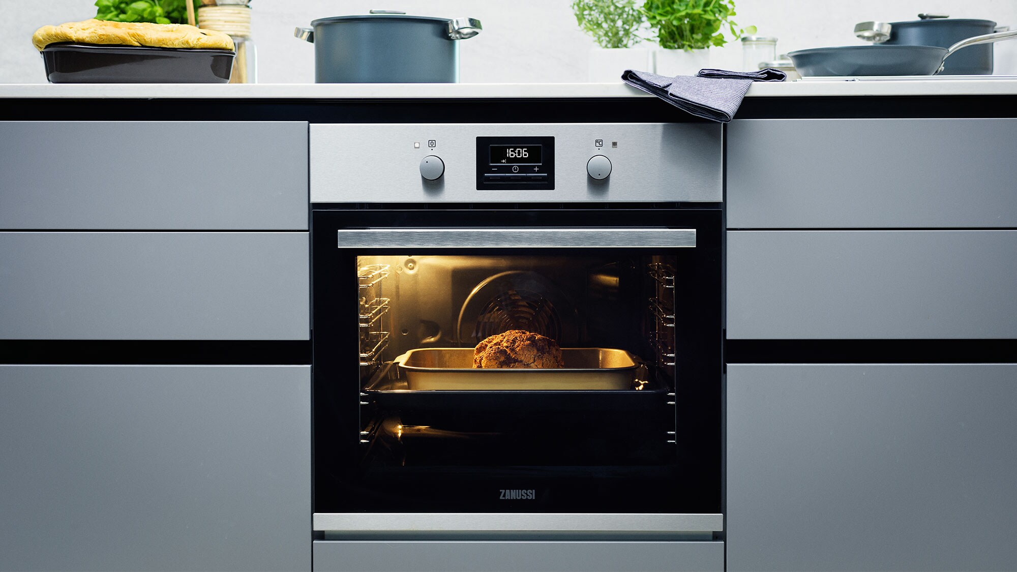 buyingguide_oven_2000x1125.jpg